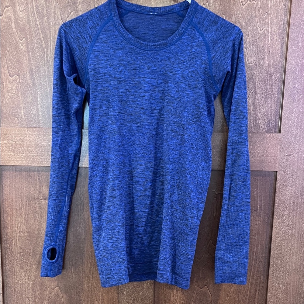 Lululemon Athletica Heathered Blue Long Sleeve Top